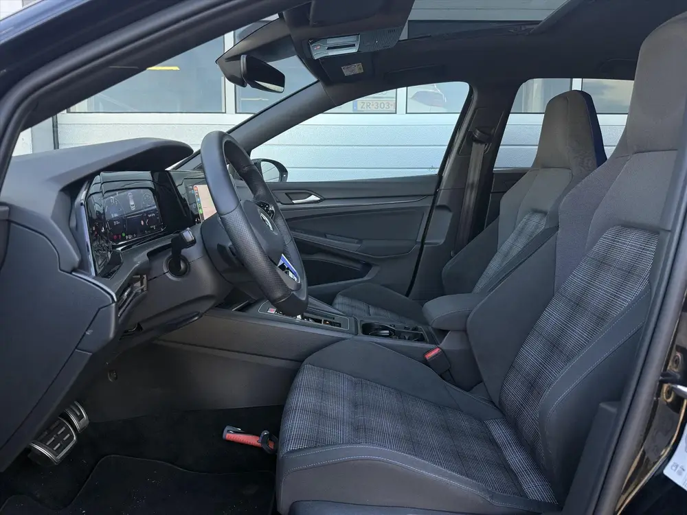 Volkswagen Golf 1.4 eHybrid GTE 315pk! NAP! IQ LIGHTS/PANORA uit 2022, foto 10