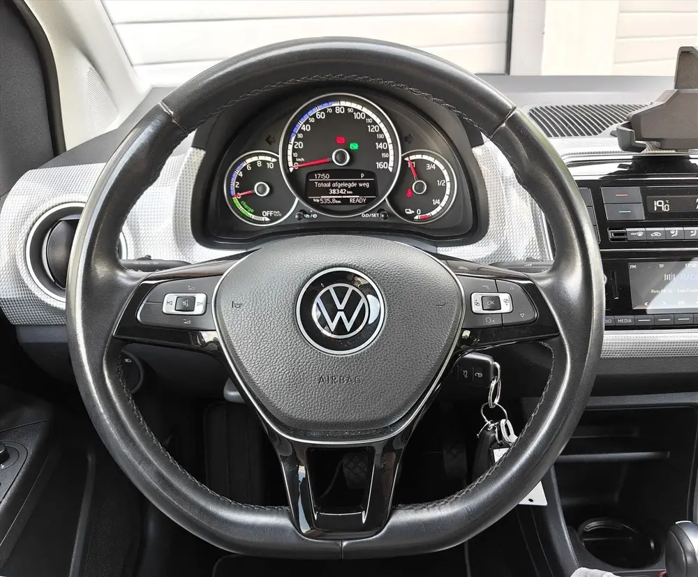Volkswagen E-Up! Elektromotor 82pk 5D uit 2022, foto 12