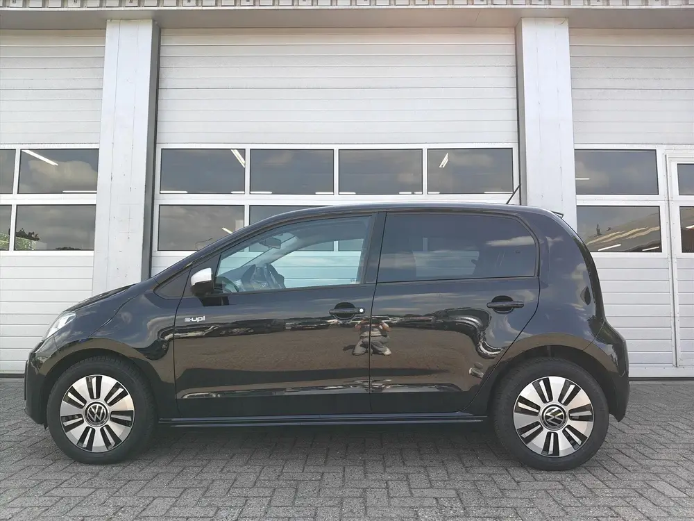 Volkswagen E-Up! Elektromotor 82pk 5D uit 2022, foto 4