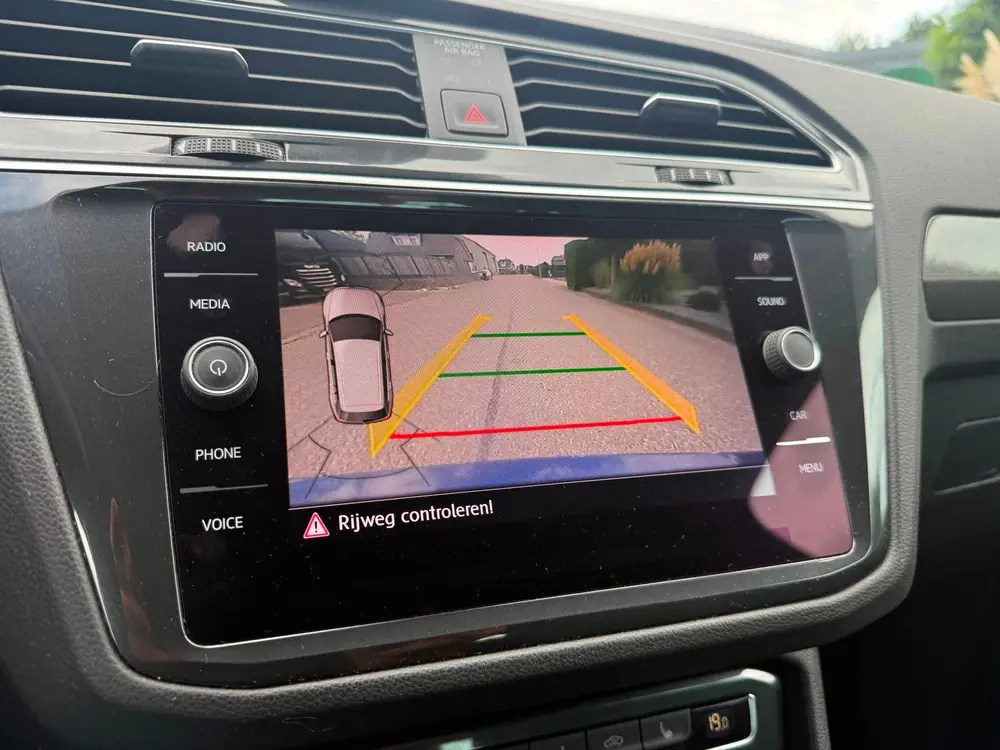 Volkswagen Tiguan 2.0 TDI Comfortline / DSG / Lmv uit 2019, foto 17