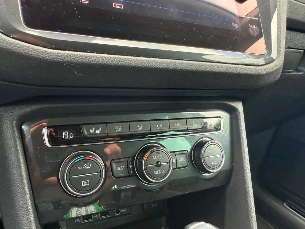 Volkswagen Tiguan 2.0 TDI Comfortline / DSG / Lmv uit 2019, foto 19