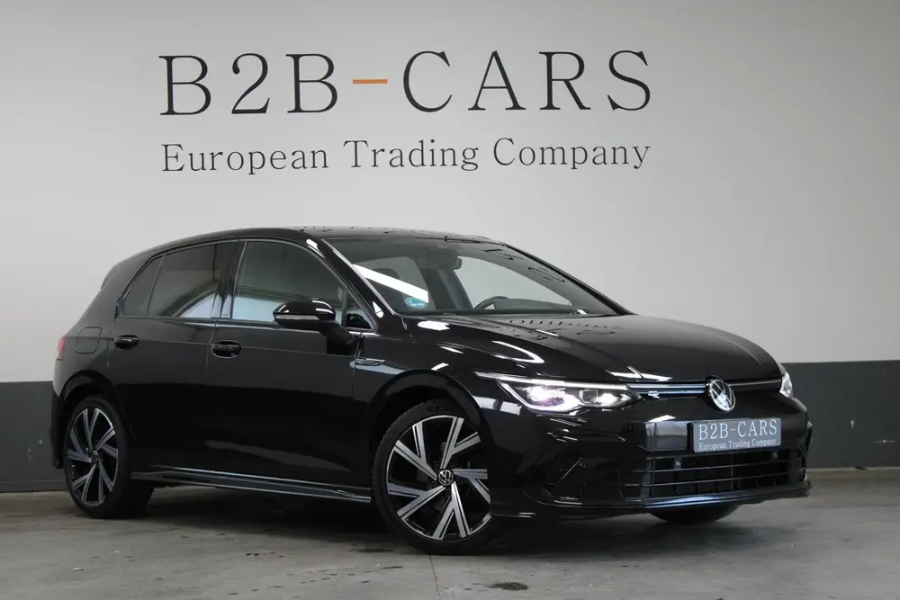 Volkswagen Golf 1.5 eTSI R-Line | Trekhaak | LED| Virtual | uit 2021