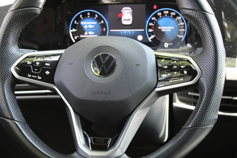 Volkswagen Golf 1.5 eTSI R-Line | Trekhaak | LED| Virtual | uit 2021, foto 14