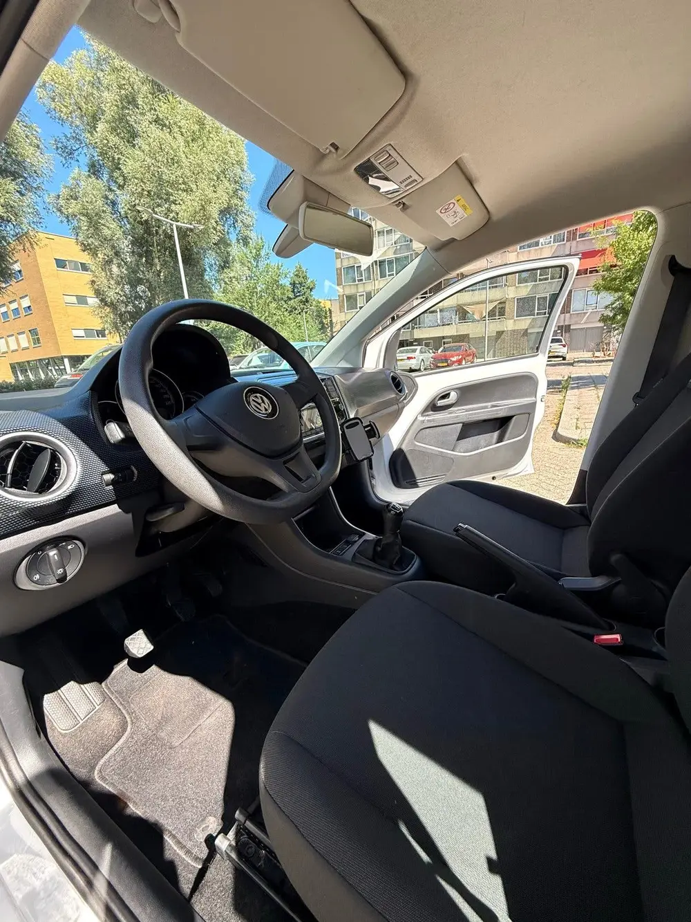 Volkswagen Up! 1.0 60PK 5D BMT 2019 Wit uit 2019, foto 8