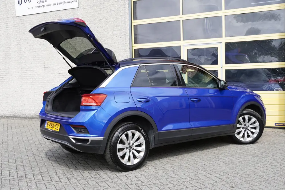Volkswagen T-Roc 1.0 TSI Style BJ2021 Lmv 17" | Led | Pdc | uit 2021, foto 12