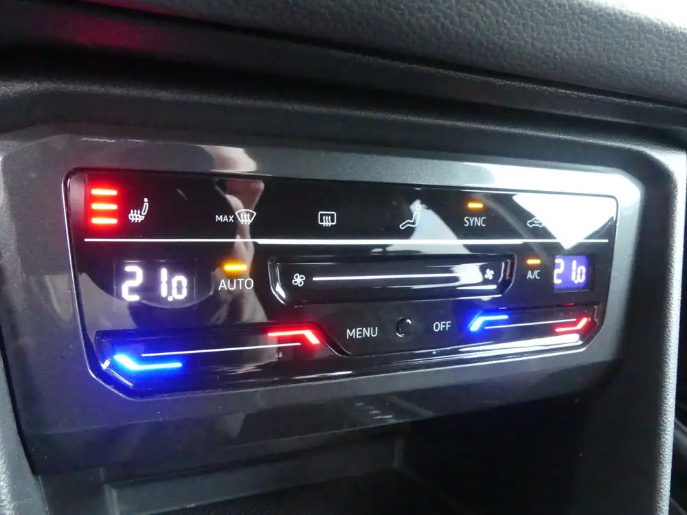 Volkswagen Tiguan 2.0 TSI 4Motion R-Line Black Edition / Tre uit 2022, foto 14