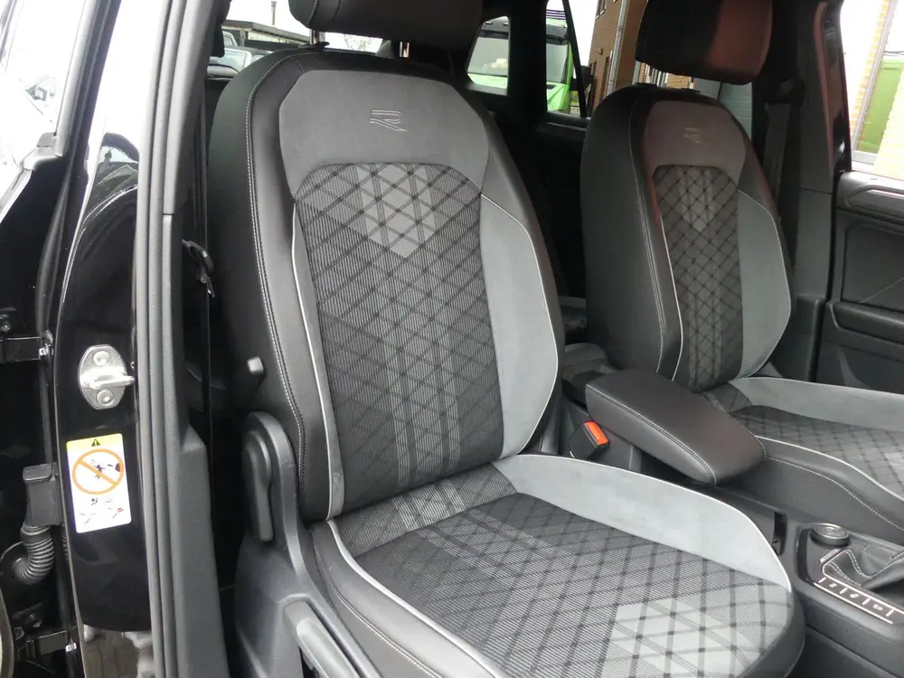 Volkswagen Tiguan 2.0 TSI 4Motion R-Line Black Edition / Tre uit 2022, foto 7