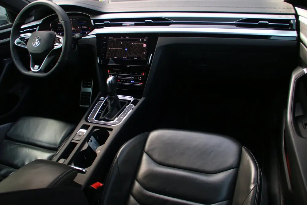 Volkswagen Arteon Shooting Brake 2.0 TSI R-Line Business+ uit 2021, foto 9