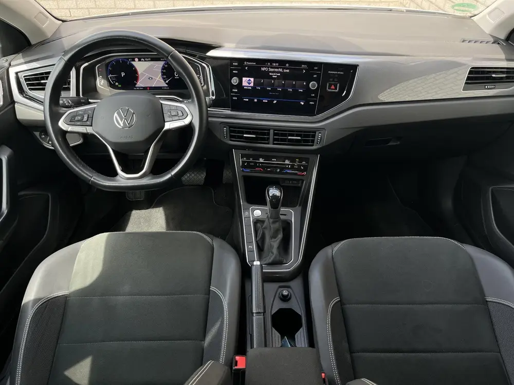 Volkswagen Polo 1.0 TSI Style | Automaat | Stoelverwarming | uit 2021, foto 3