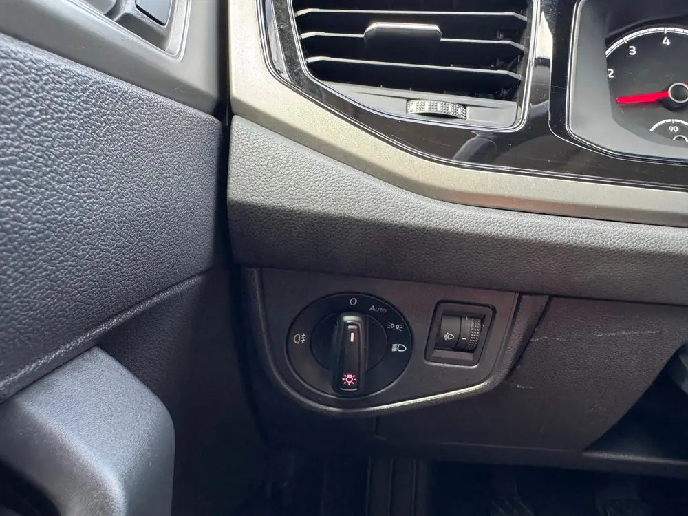 Volkswagen Polo 1.0 TSI Comfortline Navigatie PDC PDC Clima uit 2019, foto 19