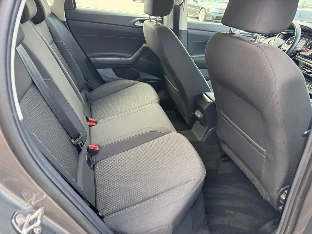 Volkswagen Polo 1.0 TSI Comfortline Navigatie PDC PDC Clima uit 2019, foto 9