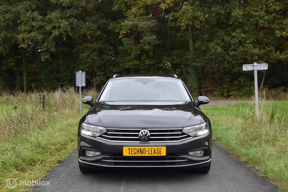 Volkswagen Passat Variant 1.5 TSI 150pk Elegance business 18 uit 2022, foto 4