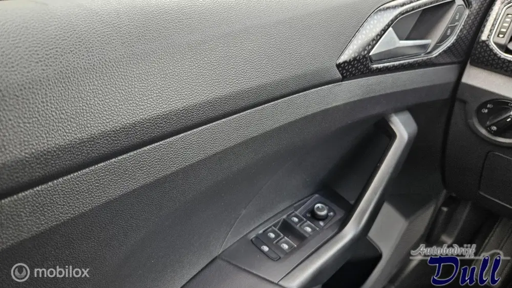 Volkswagen T-Cross 1.0 TSI DSG R-Line Virtual dash Carplay! uit 2023, foto 11
