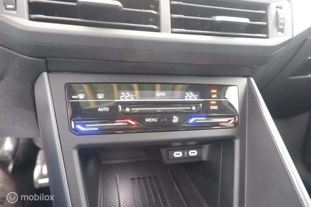 Volkswagen Taigo 1.0 TSI Automaat R-Line panorama|IQ|led|dab uit 2025, foto 11