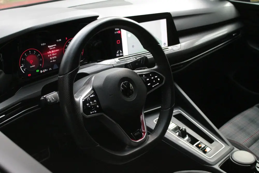 Volkswagen Golf 2.0 TSI GTI | Pano | Camera | ACC (bj 2020) uit 2020, foto 3