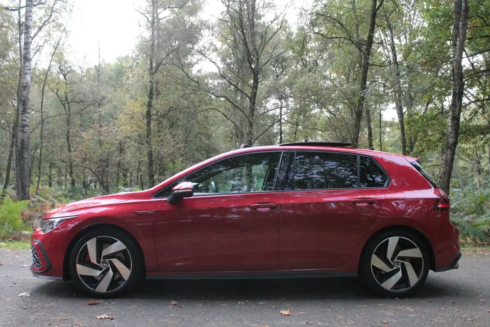 Volkswagen Golf 2.0 TSI GTI | Pano | Camera | ACC (bj 2020) uit 2020, foto 7