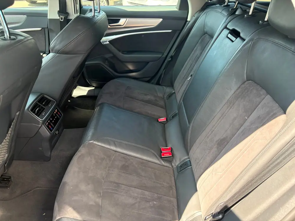 Audi A6 35 TDI S edition uit 2019, foto 12