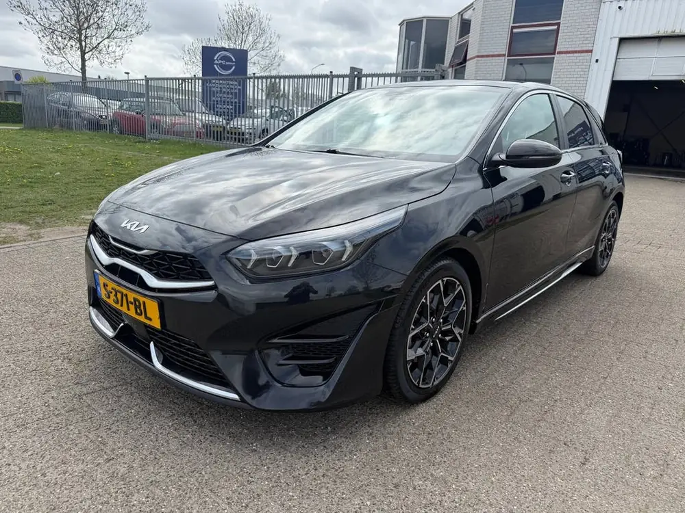 Kia Ceed Ceed 1.0 T-GDi GT-Line | PANO | Full Opties uit 2023