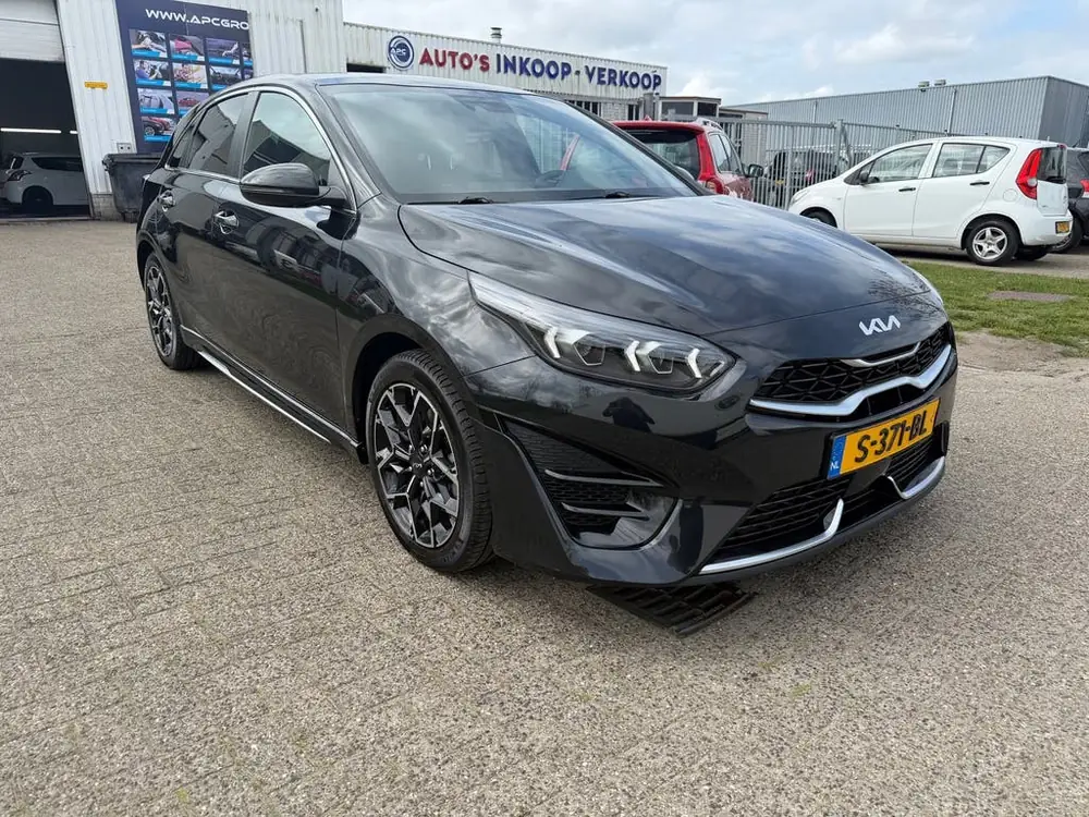 Kia Ceed Ceed 1.0 T-GDi GT-Line | PANO | Full Opties uit 2023, foto 2