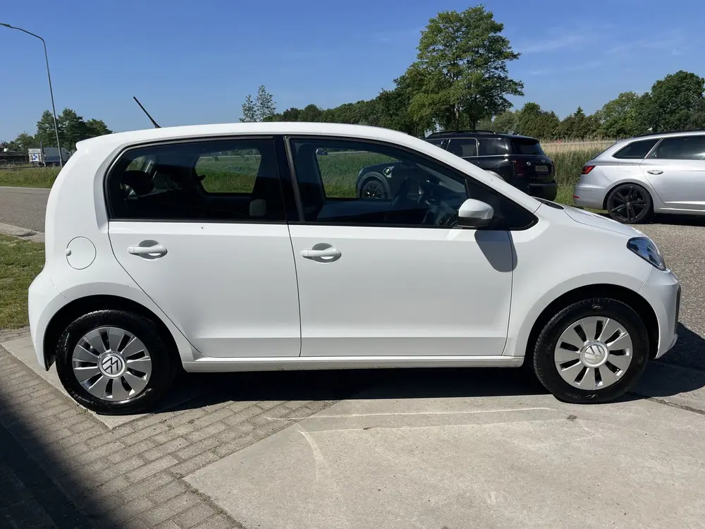 Volkswagen Up! 1.0 (bj 2021) uit 2021, foto 10