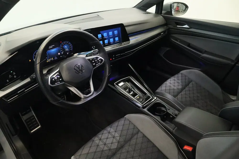 Volkswagen Golf 1.5 eTSI R-Line Business Full-led Navigatie uit 2023, foto 5