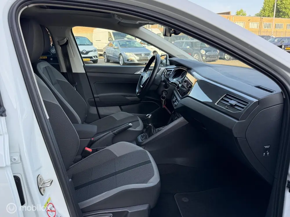 Volkswagen Polo 1.0 TSI Highline R-LINE | PANORAMADAK |LED uit 2019, foto 14
