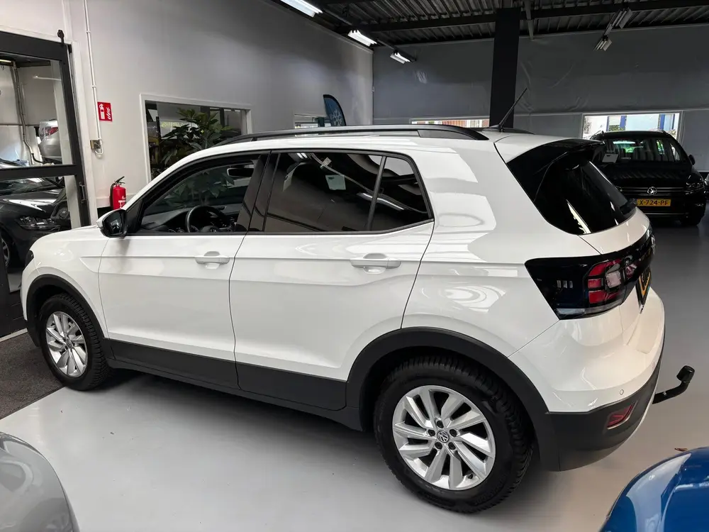 Volkswagen T-Cross 1.0 TSI Life / Navigatie / Trekhaak uit 2019, foto 3