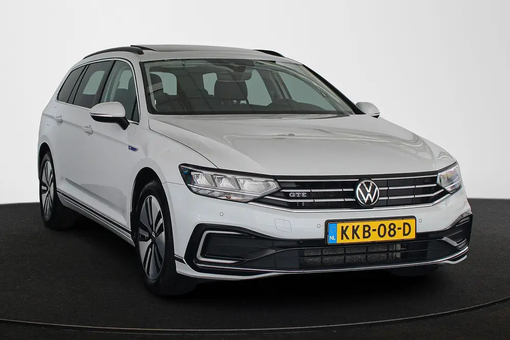 Volkswagen Passat Variant 1.4 TSI PHEV GTE uit 2022, foto 2