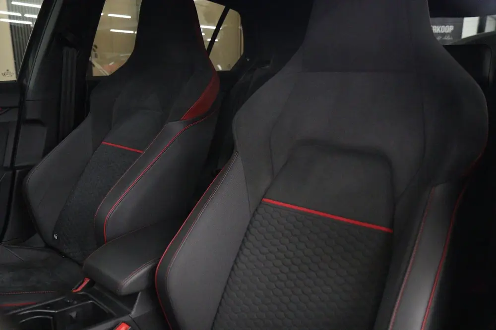Volkswagen GOLF 2.0 TSI GTI CLUBSPORT/NURBURGRING/PANO/IQ-LI uit 2022, foto 14