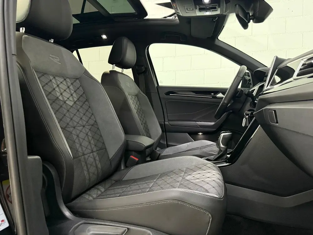 Volkswagen T-Roc 1.5 T-roc*Pano*Camera*Lage KM* uit 2025, foto 12