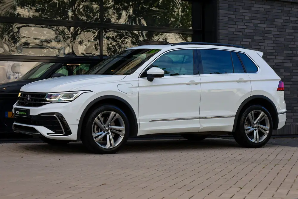 Volkswagen Tiguan 1.4 TSI eHybrid R-Line Business | BTW | PA uit 2023, foto 5