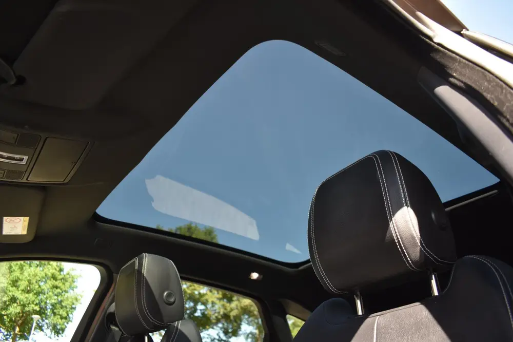 Jaguar E-Pace 2.0 D150 R-Dynamic S '19 Pano Navi Clima Cruis uit 2019, foto 17
