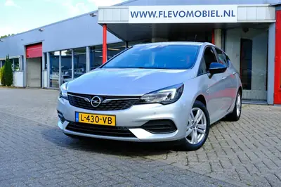 Opel Astra 1.2 Edition *50.000km!* Airco|CarPlay|LMV|PDC uit 2021