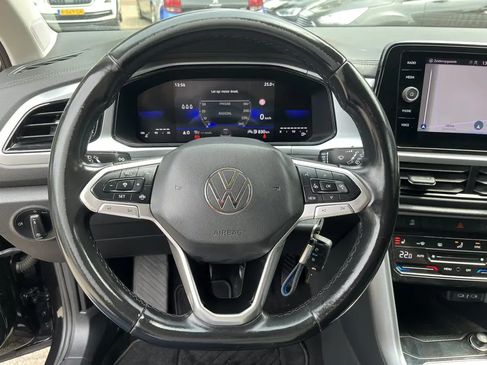 Volkswagen T-Roc 1.0 TSI Life Business Trekhaak Facelift uit 2023, foto 12