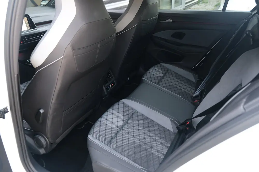 Volkswagen Golf 8 1.5 eTSI 2x R-Line 150PK DSG Led Navi ACC uit 2023, foto 10