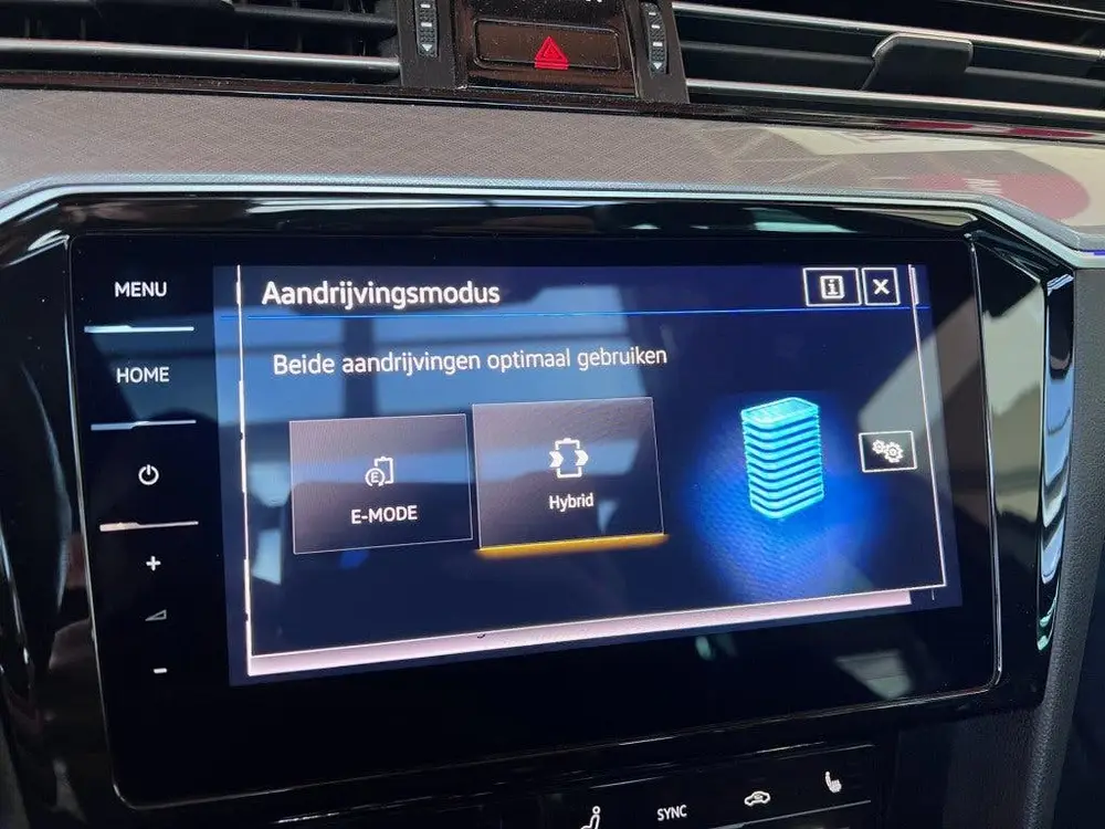 Volkswagen Passat Variant 1.4 TSI 218pk GTE/Leder/Pano/Virtu uit 2020, foto 19