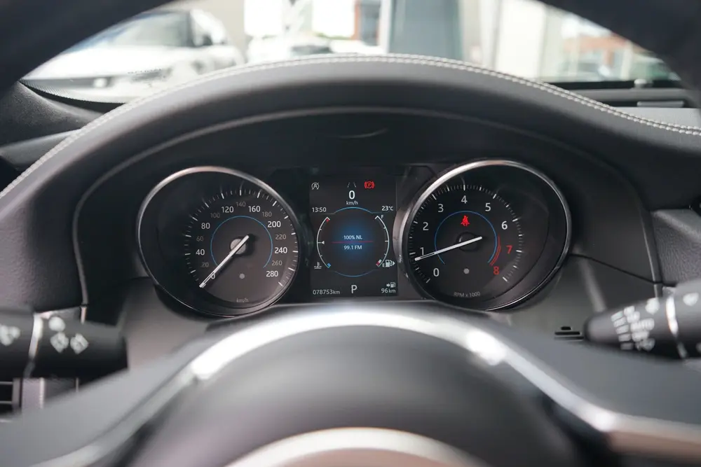 Jaguar XF 2.0t R-Sport | Panoramadak | Voorstoele uit 2019, foto 18