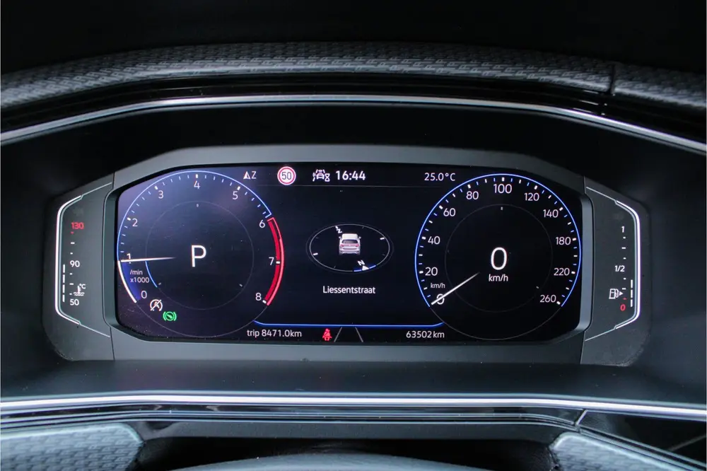 Volkswagen T-Cross 1.0 TSI Style Business R |digital dashboa uit 2020, foto 6