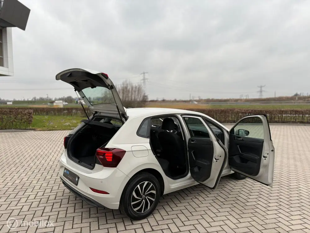 Volkswagen Polo 1.0 TSI Life uit 2023, foto 13