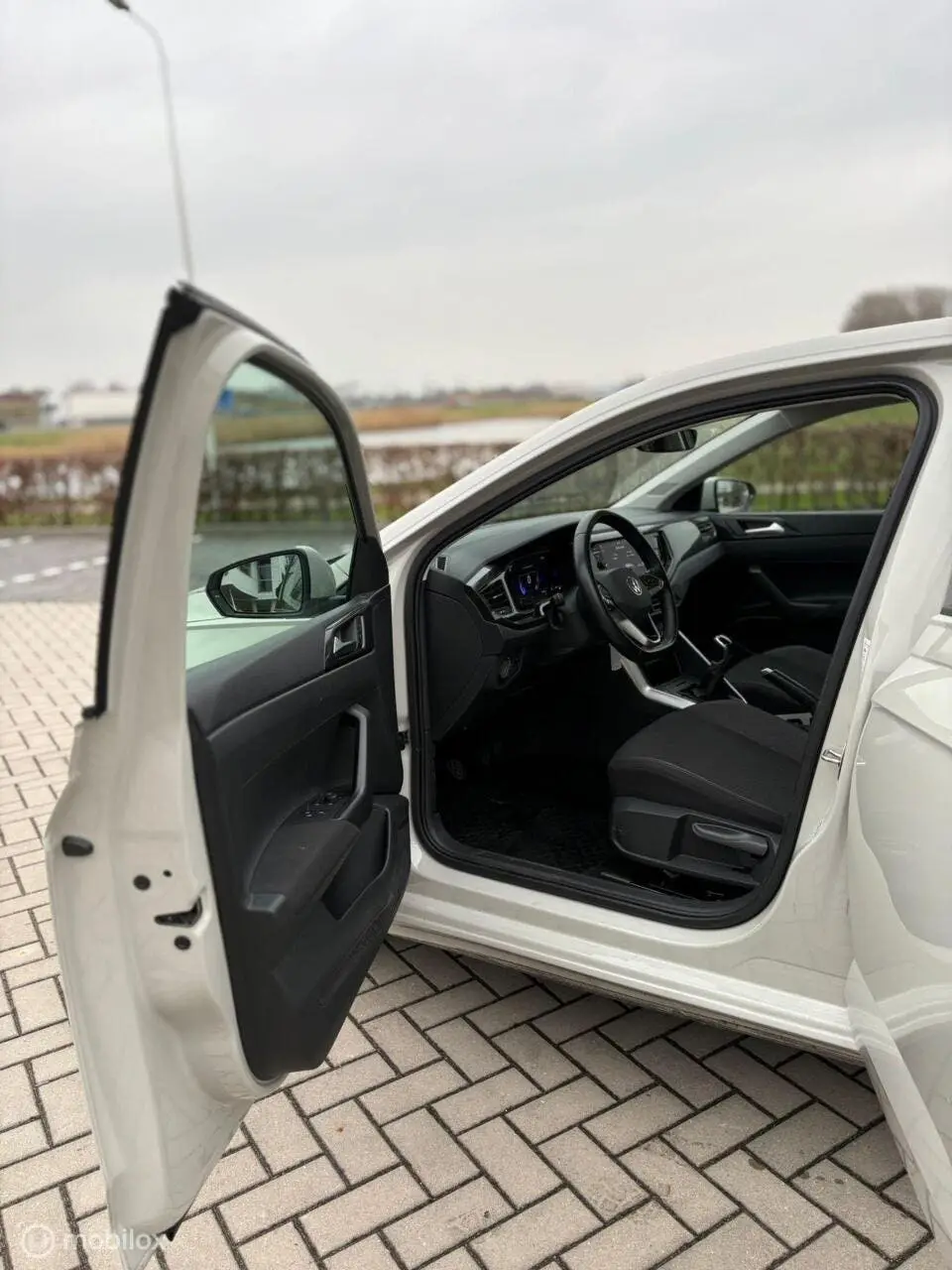 Volkswagen Polo 1.0 TSI Life uit 2023, foto 14