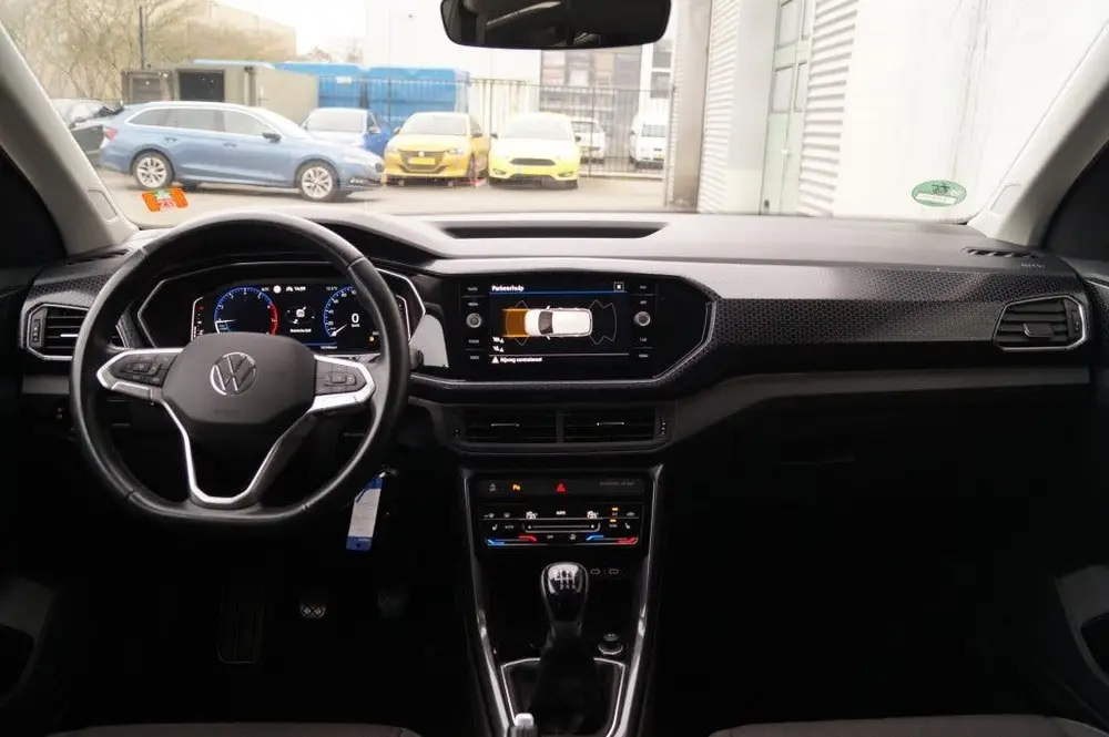 Volkswagen T-Cross 1.0 TSI 110pk Style -NAVI-ECC-PDC-DIGI uit 2021, foto 10