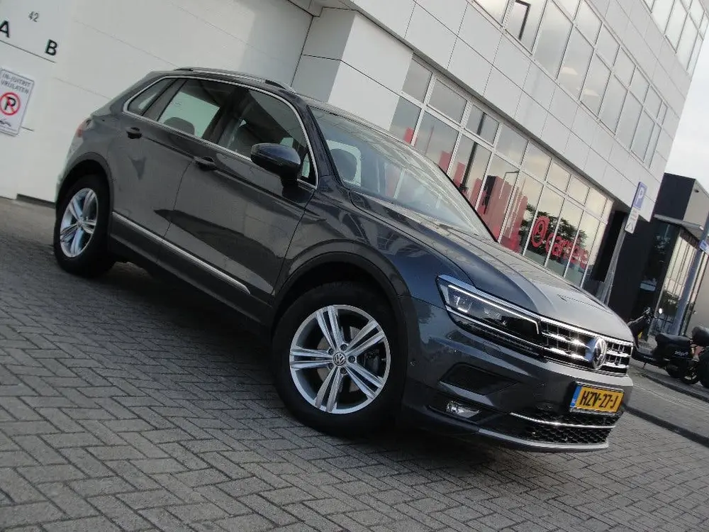 Volkswagen Tiguan VW TIGUAN 1.5 TSI/AUTOMAAT/2020/elektrische trekhaak/HEAD-UP uit 2020