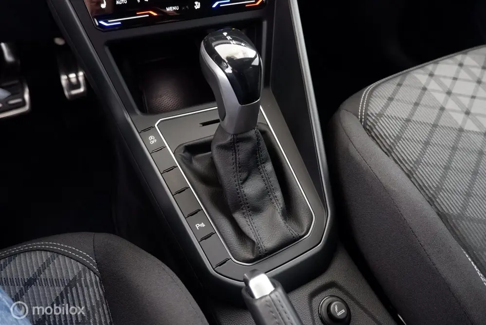Volkswagen Polo 1.0 TSI Automaat R-Line stoelverw.|cam|virtu uit 2024, foto 16