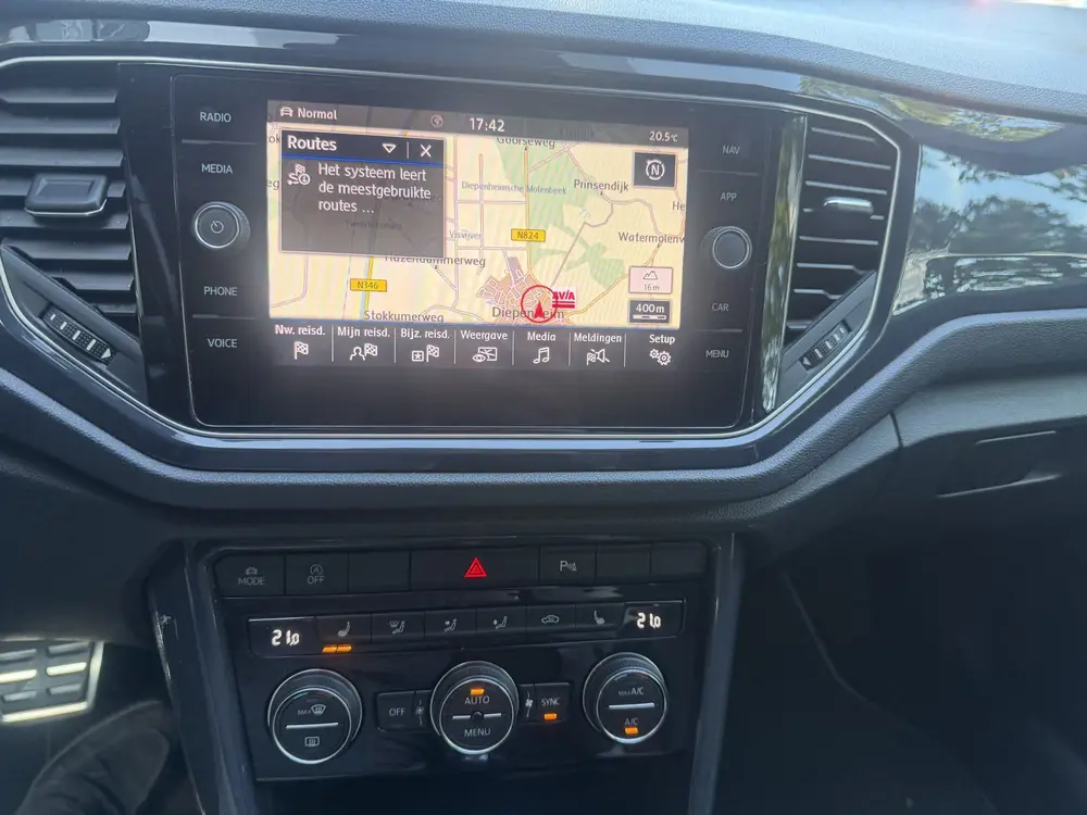 Volkswagen T-Roc 1.5 TSI Sport Business R Automaat,navi,Trek uit 2019, foto 11