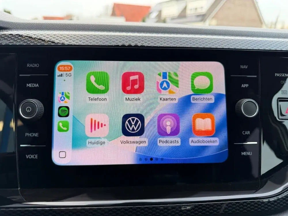 Volkswagen POLO 1.0TSI 95pk Navi Carplay Led 5-Deurs Airco b uit 2022, foto 14