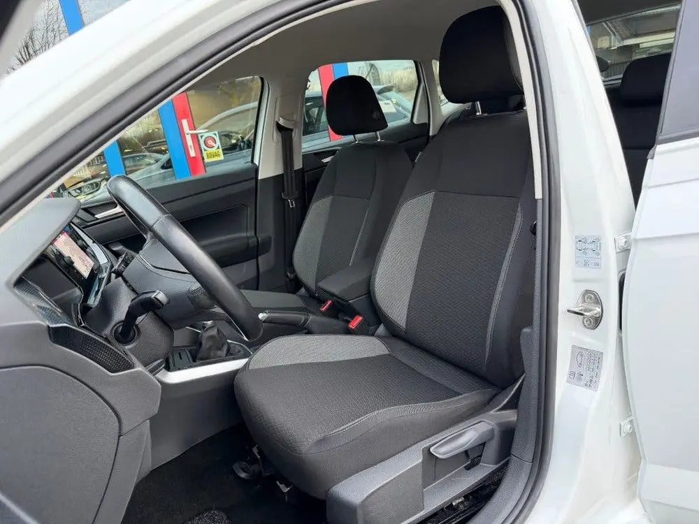 Volkswagen POLO 1.0TSI 95pk Navi Carplay Led 5-Deurs Airco b uit 2022, foto 6