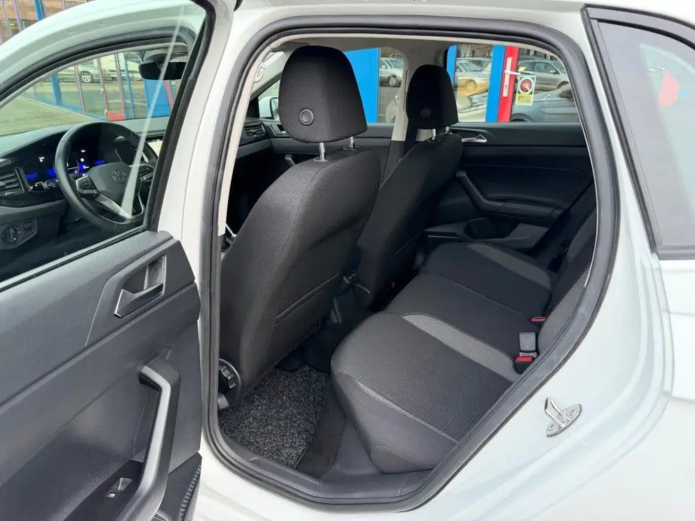 Volkswagen POLO 1.0TSI 95pk Navi Carplay Led 5-Deurs Airco b uit 2022, foto 8