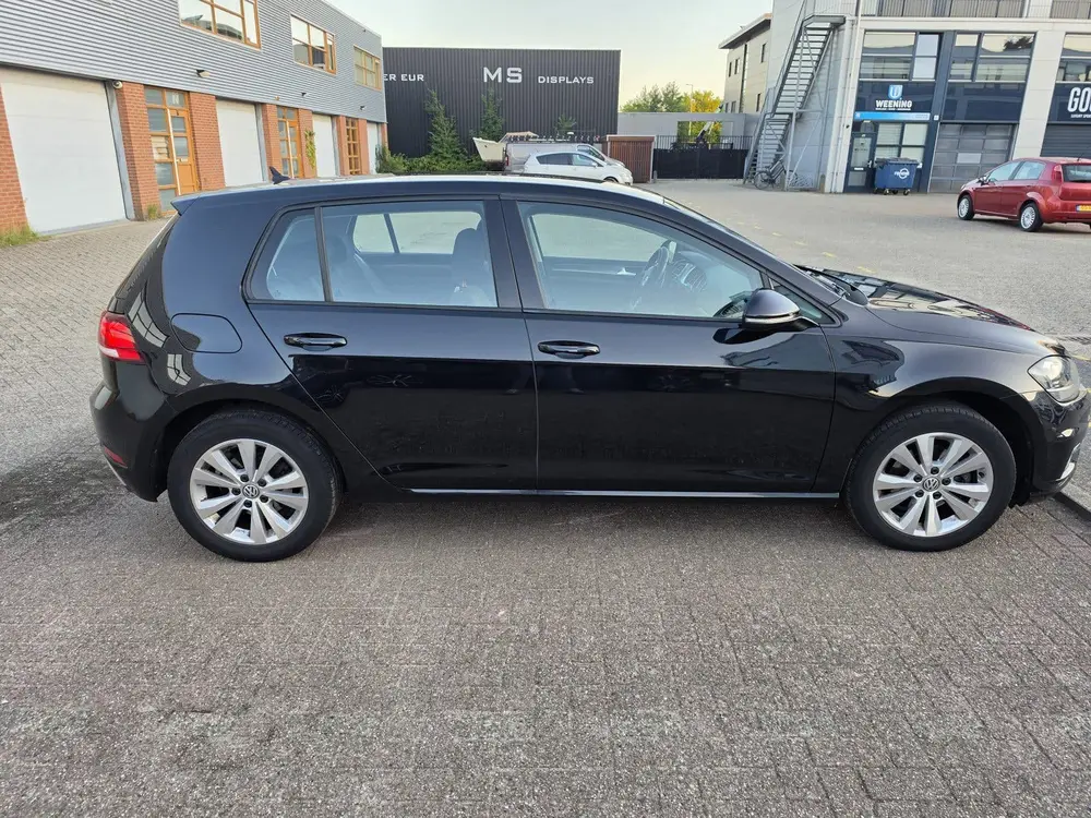 Volkswagen Golf VII Golf 1.0 TSI 115pk 7-DSG 5D 2019 Zwart NAP NL. uit 2019, foto 2
