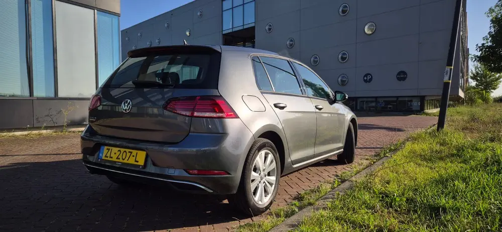 Volkswagen Golf VII Golf 1.0 TSI 115pk 5D 2019 Grijs uit 2019, foto 4