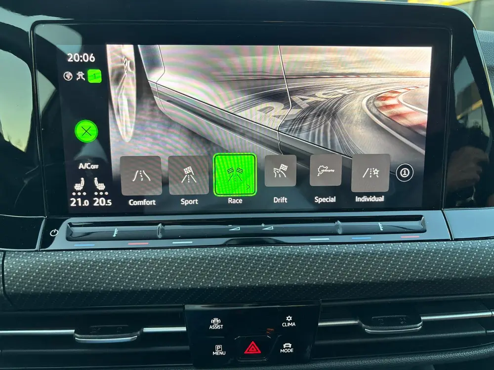 Volkswagen Golf 2.0 TSI 320pk 7-DSG 4MOTION 2022 Zwart uit 2022, foto 10